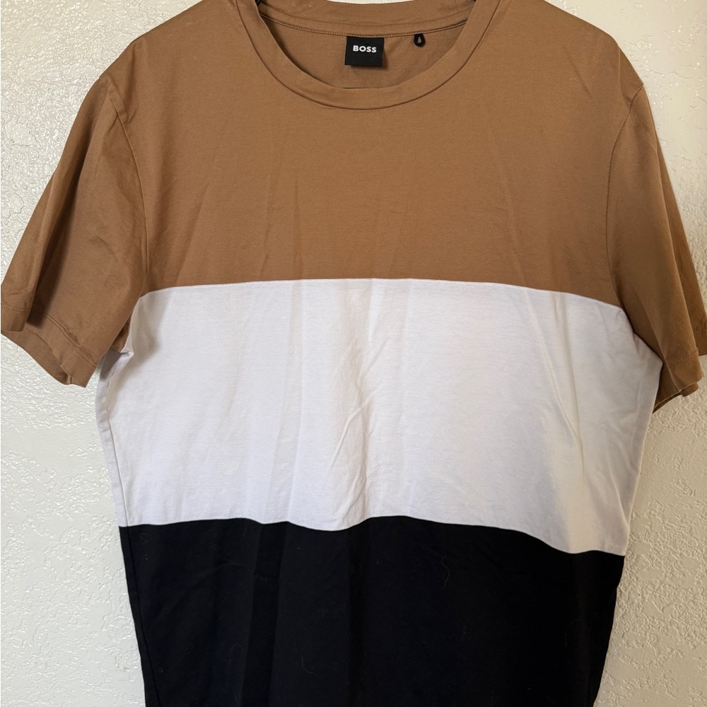 Hugo Boss Men's Tri-Tone Tee in Brown, White, and Black